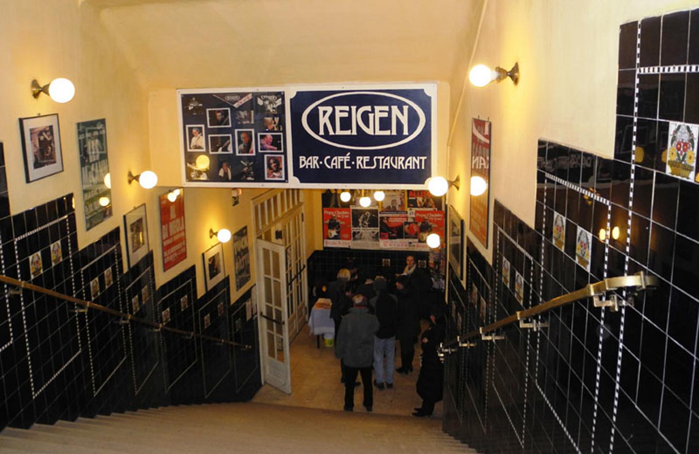 Der Reigen Lokal - Eingangsbereich in den Keller