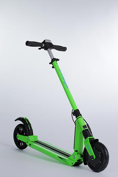 E-TWOW E-Scooter in Grün