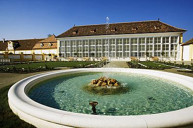 Garten der Orangerie Ost auf Schlosshof