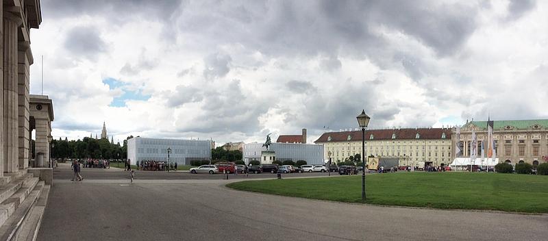 Der Wiener Heldenplatz nahe der Hofburg