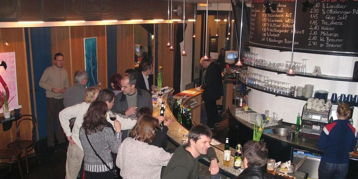 Bar im Kabarett Niedermair in Wien