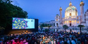 Sommerkino am Karlsplatz in Wien